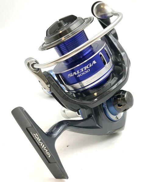 ダイワ 15ソルティガ 4000 DAIWA リール スピニングリールリール
