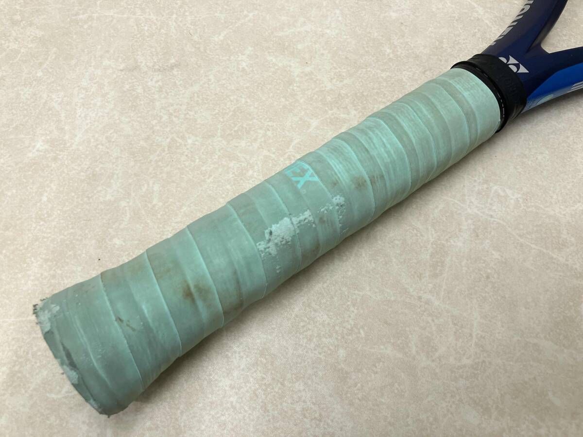 硬式テニスラケット YONEX