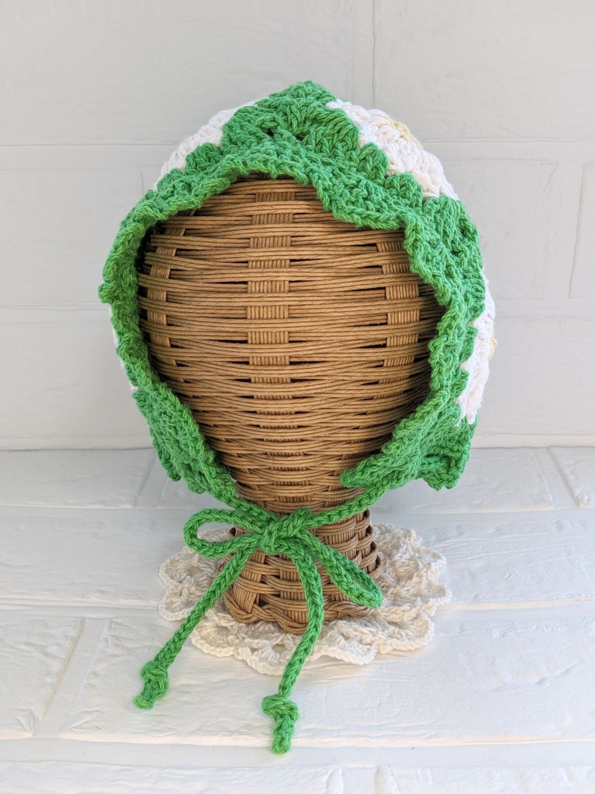 【ハンドメイド】ベビーボンネット☀︎ ハンドメイド モチーフ編み ベビーボンネット ＊104 - メルカリ