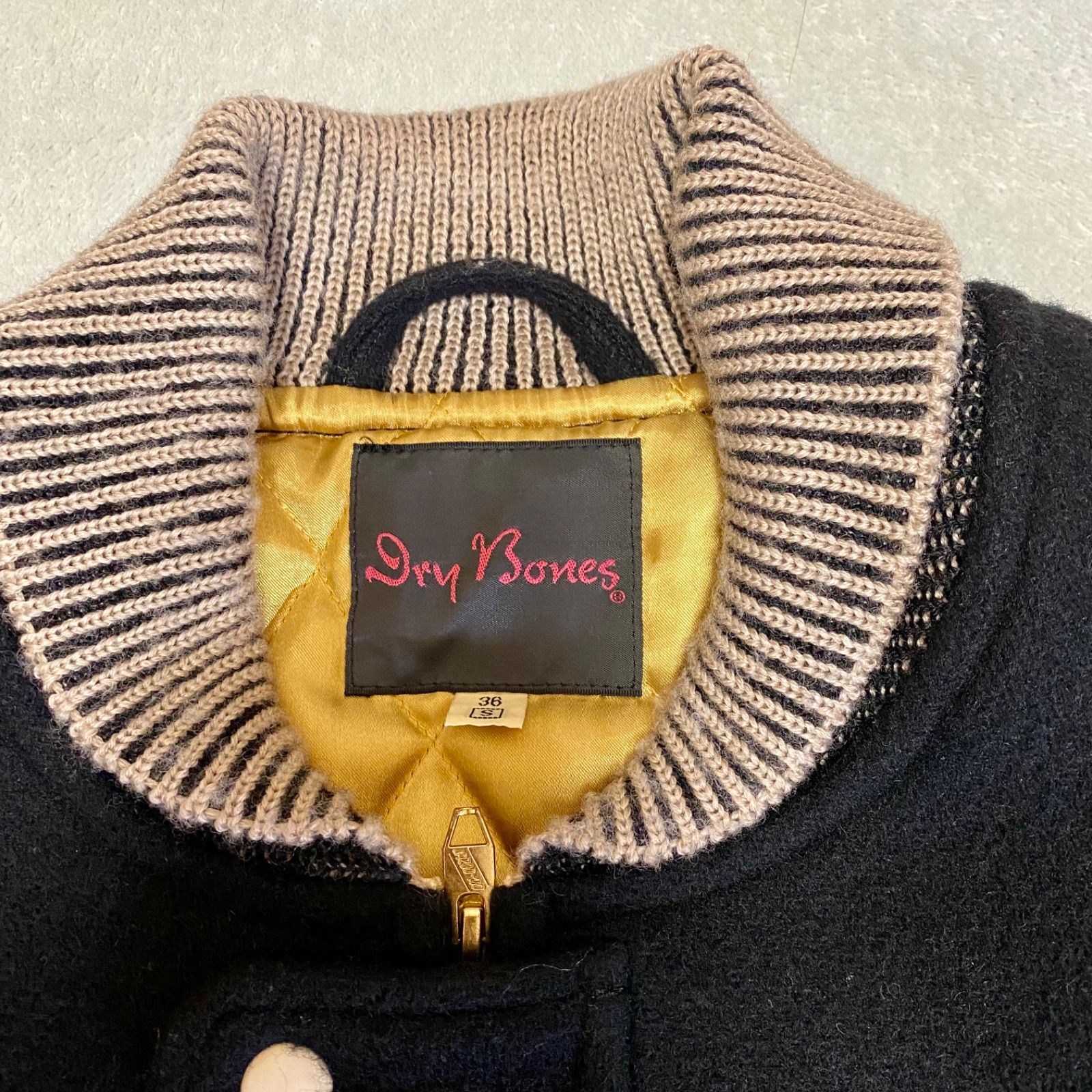 Dry Bones】ファラオジャケット ファラオコート ウールカーコート ドライボーンズ 背面刺繍 美品 使用感が少ない 黒 ウールコート ウール ジャケット アメカジ - メルカリ