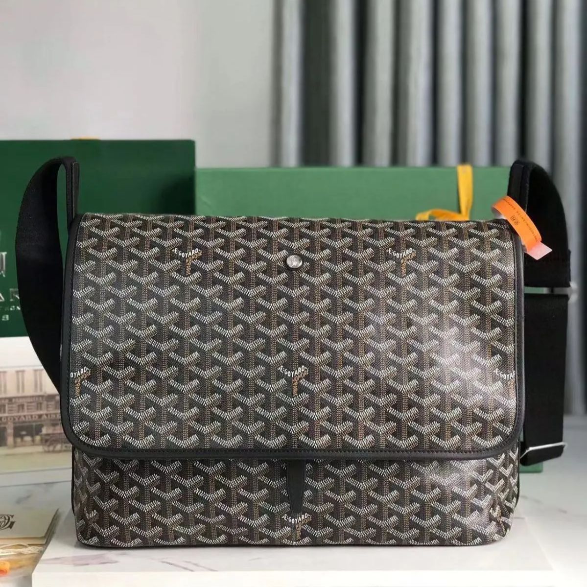 箱付きGOYARD ゴヤール ショルダーバッグ