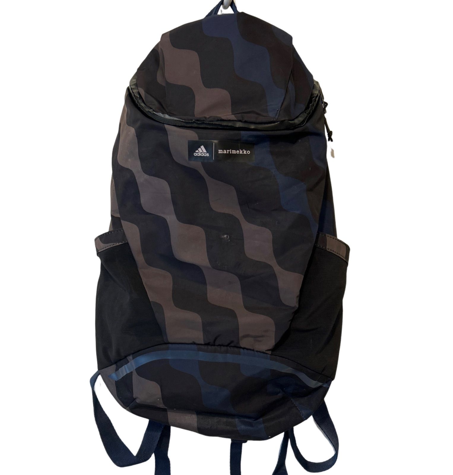 マリメッコ　adidas コラボ　リュック RE256 adidas×marimekko アディダス×マリメッコ リュック コラボ