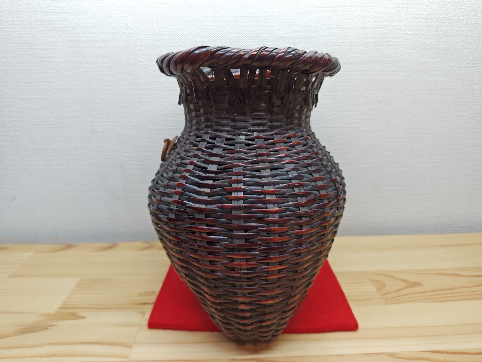 逢絢亭】茶道具 花入 花籠 花篭 唐物写 落としは竹製 篭師 鈴木竹朋斎