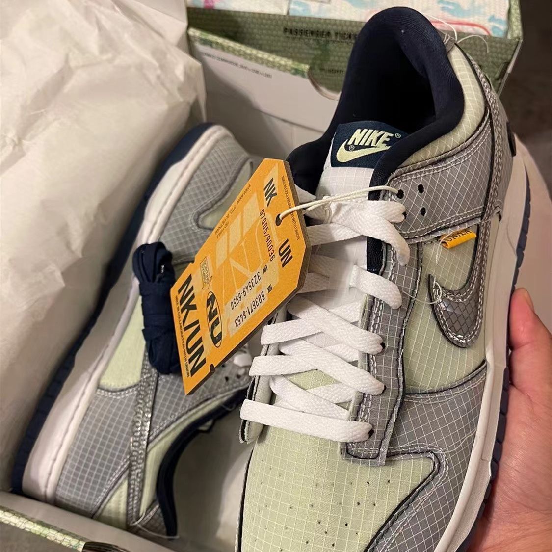 Nike ユニオン × ナイキ ダンク ロー パスポートパック “ピスタチオ 