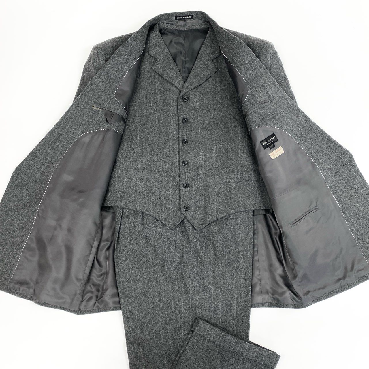 79j9 MEN’S TENORAS メンズティノラス スリーピース スーツセットアップ ダブルプレスト テーラードジャケット ジレ スラックス XL グレー メンズo07t