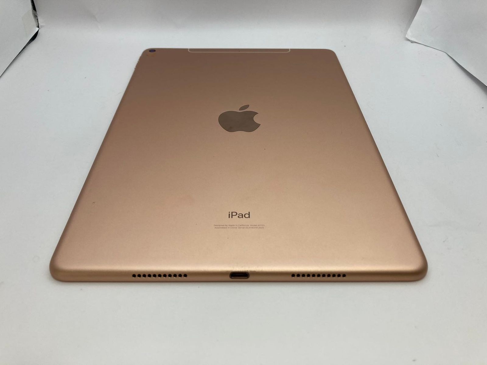 訳アリ 美品 iPad Air 第3世代 256GB ゴールド - SIMフリー、充電器付き