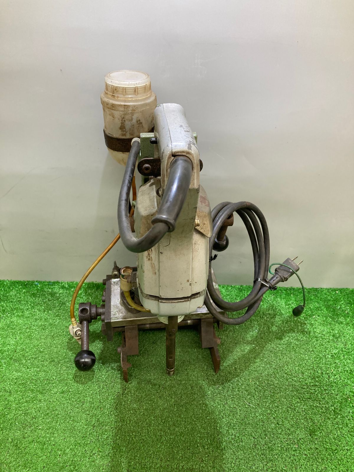 中古品】【0921】日立工機 Cチャンネル用ボール盤 BH18SA ITWYAICKQSIO 