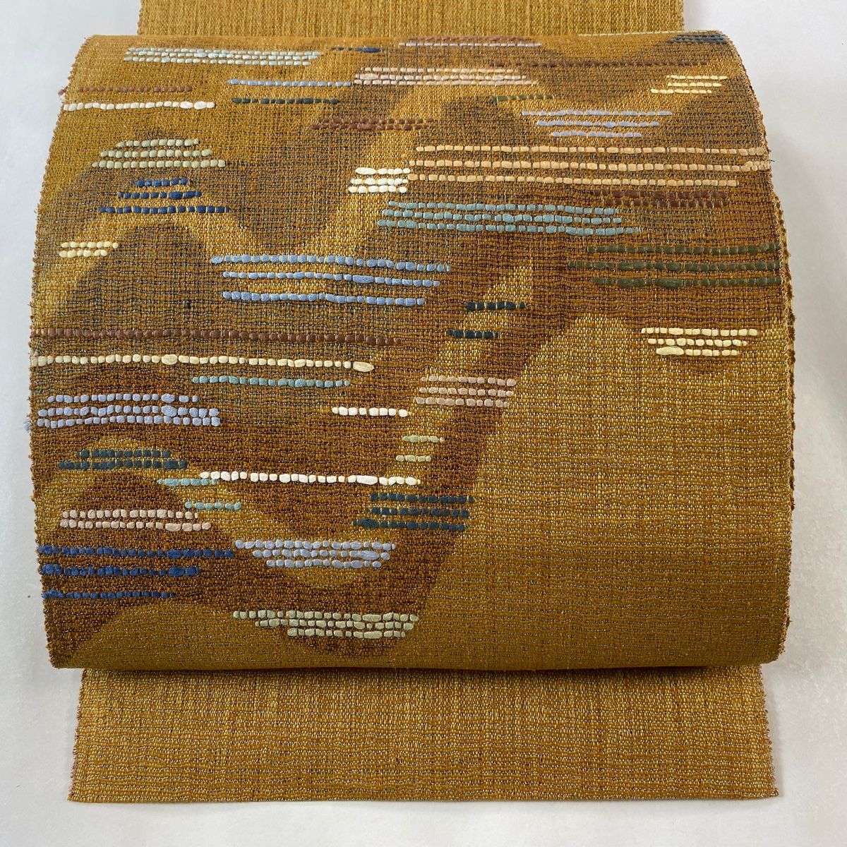 名古屋帯 秀品 八寸名古屋帯 松葉仕立て 縞模様 よろけ縞 銀糸 山吹茶色 正絹