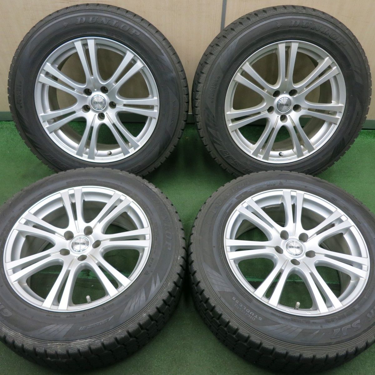 *送料無料* バリ溝！キレイ！9.5分★REVERLINE 235/60R18 スタッドレス ダンロップ グラントレック SJ7 リバーライン ...