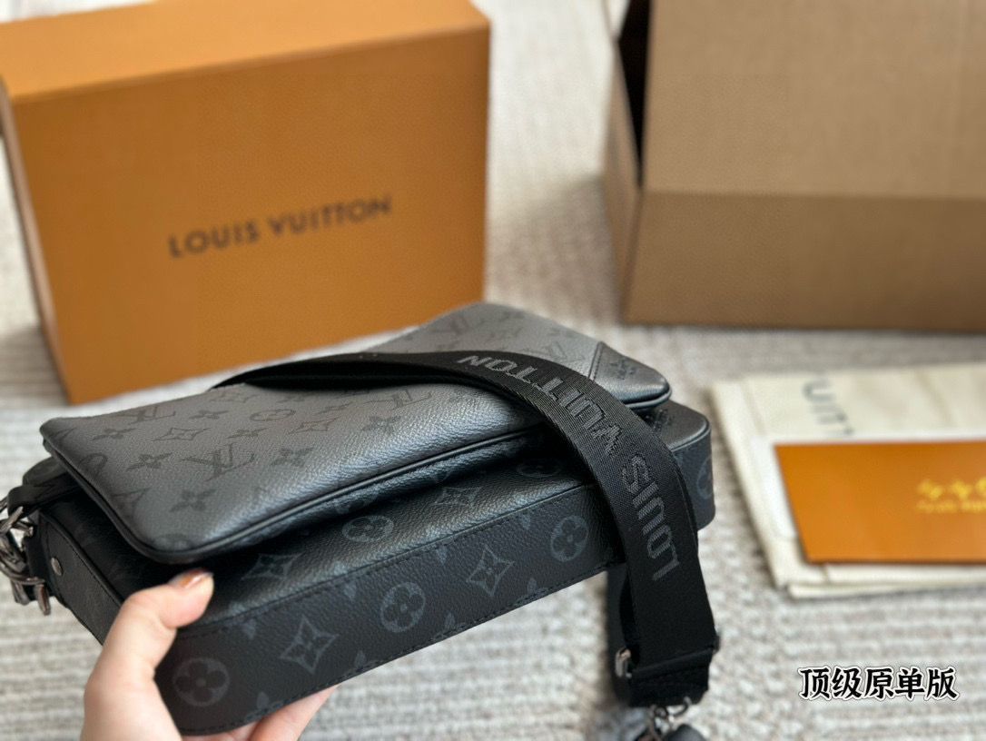 Louis Vuitton ブラック メッセンジャーバッグ　トリオメッセンジャー 3つのバッグがセット】Louis Vuitton トリオ・メッセンジャー
