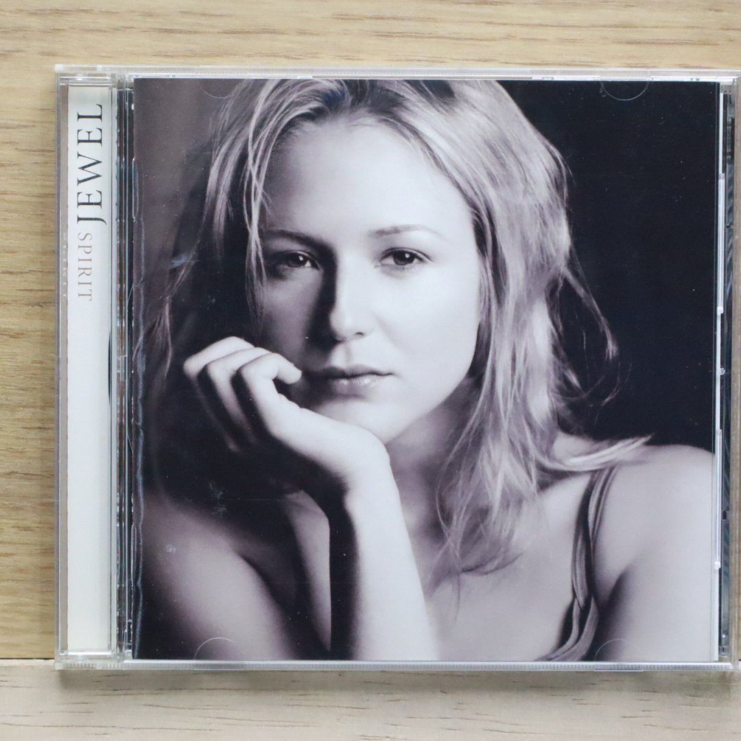 【期間限定値下げ】Julliet/ジュリエット　　　国内版CD Amazon.co.jp: OH MY JULIET ! (通常盤): ミュージック