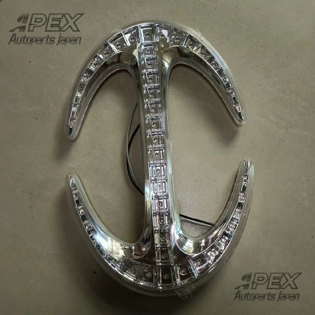 日野500 LED発光 7色 メッキ フロントグリルエンブレム カスタムCW11LYX