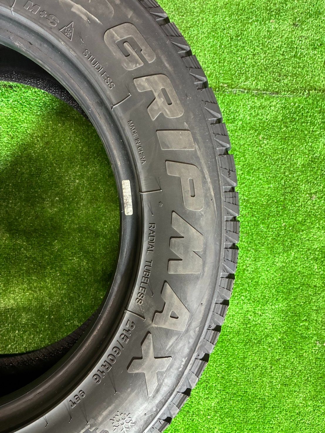 thumbnail image 2 of 2 New Gripmax MaxGrip Classic Tires 215/60R15 94H All Season – Raised White Letters 2 of 4
