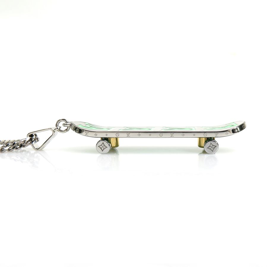 LOUIS VUITTON - 専用ページルイヴィトン　LouisVuitton スケートボード　スケボー 2023SS☆すぐ届く！【LV ルイヴィトン】 スケートボード 関税込