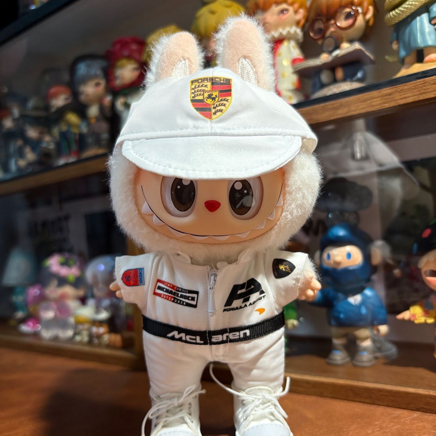 新品 ぬいぐるみ服 レーシングスーツ labubu仮装 ラブブ