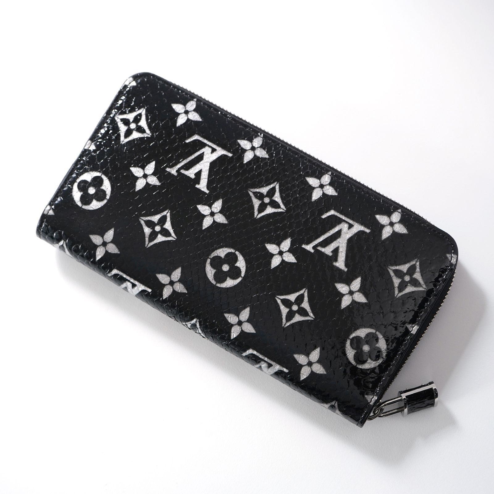 Louis Vuitton ヴィトン 黒 長財布　新品未使用 LOUIS VUITTON ルイヴィトン 長財布 メンズ/レディース M61864