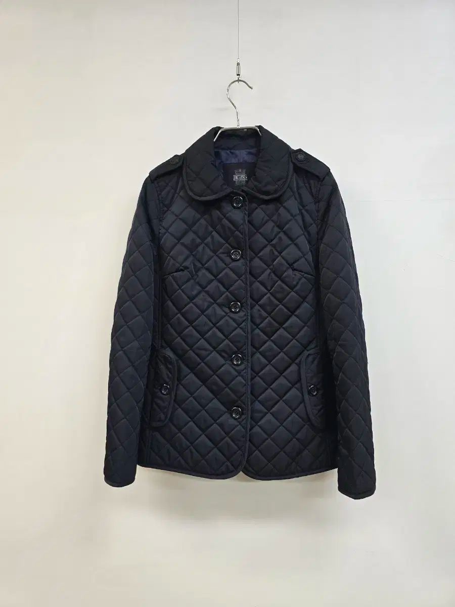 bcbg ラウンドカラー キルティング ジャケット