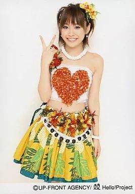 中古】生写真(ハロプロ) モーニング娘。/高橋愛/膝上・衣装白・ハート