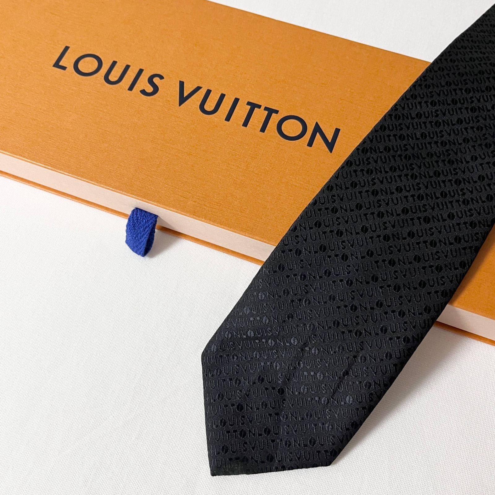 ヴィトンのネクタイ ネクタイ・モノグラムグラディエント7CM S00｜ルイ・ヴィトン