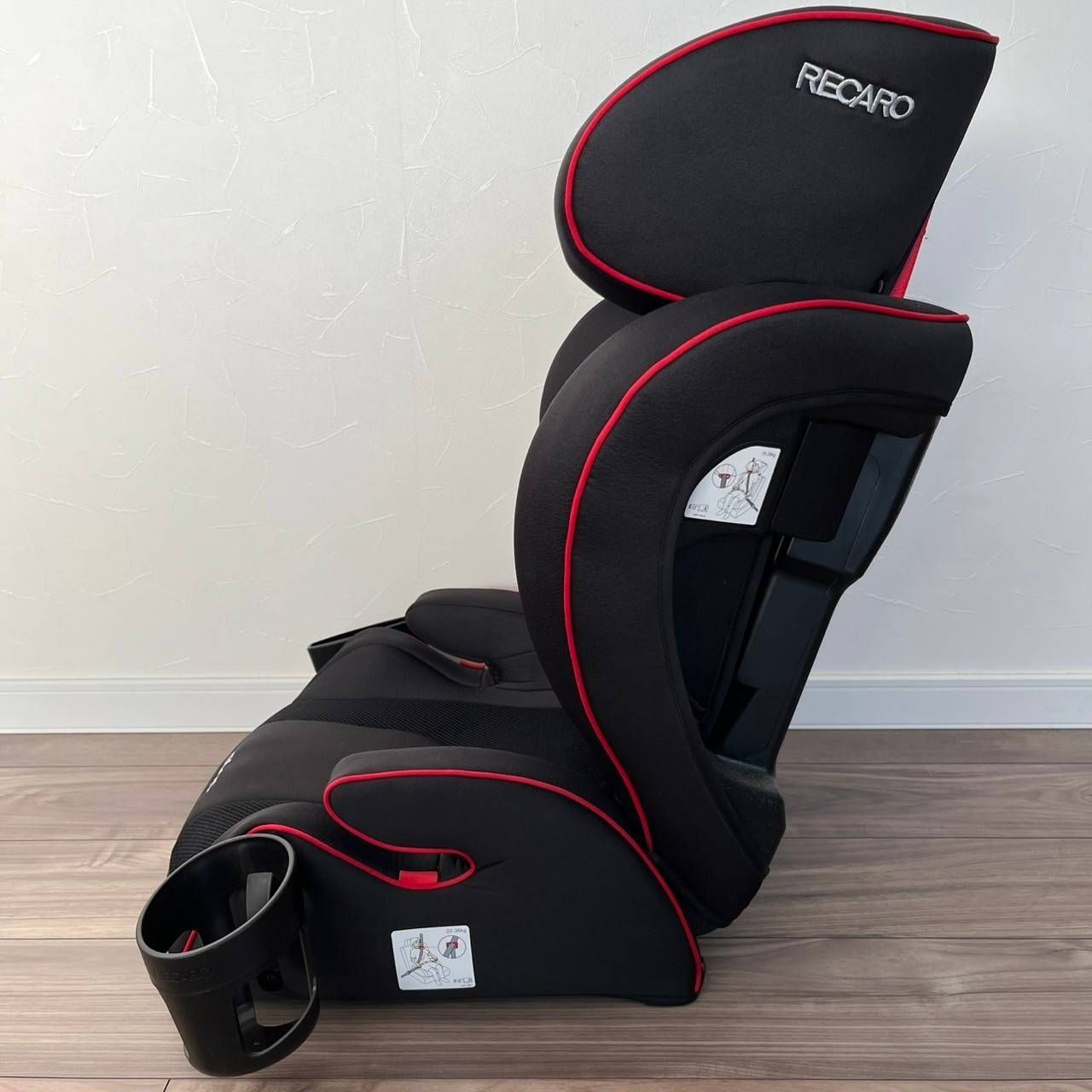 RECARO レカロ ジュニアシートJ3 Jet Black RECARO J3 Jet Black ジュニアシート - メルカリ