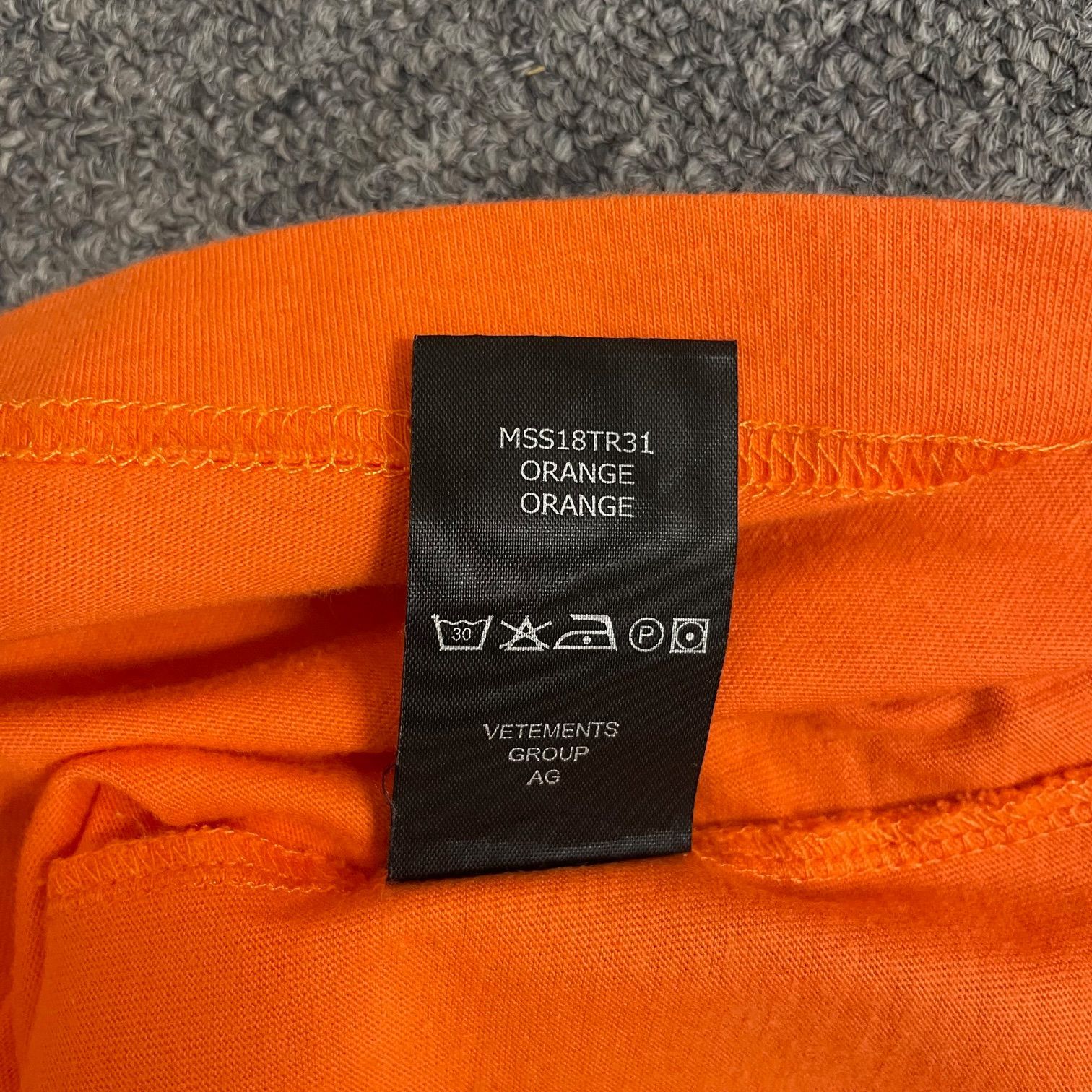 VETEMENTS STAFF リフレクター ロゴ Tシャツ MSS18TR31 ヴェトモン S 
