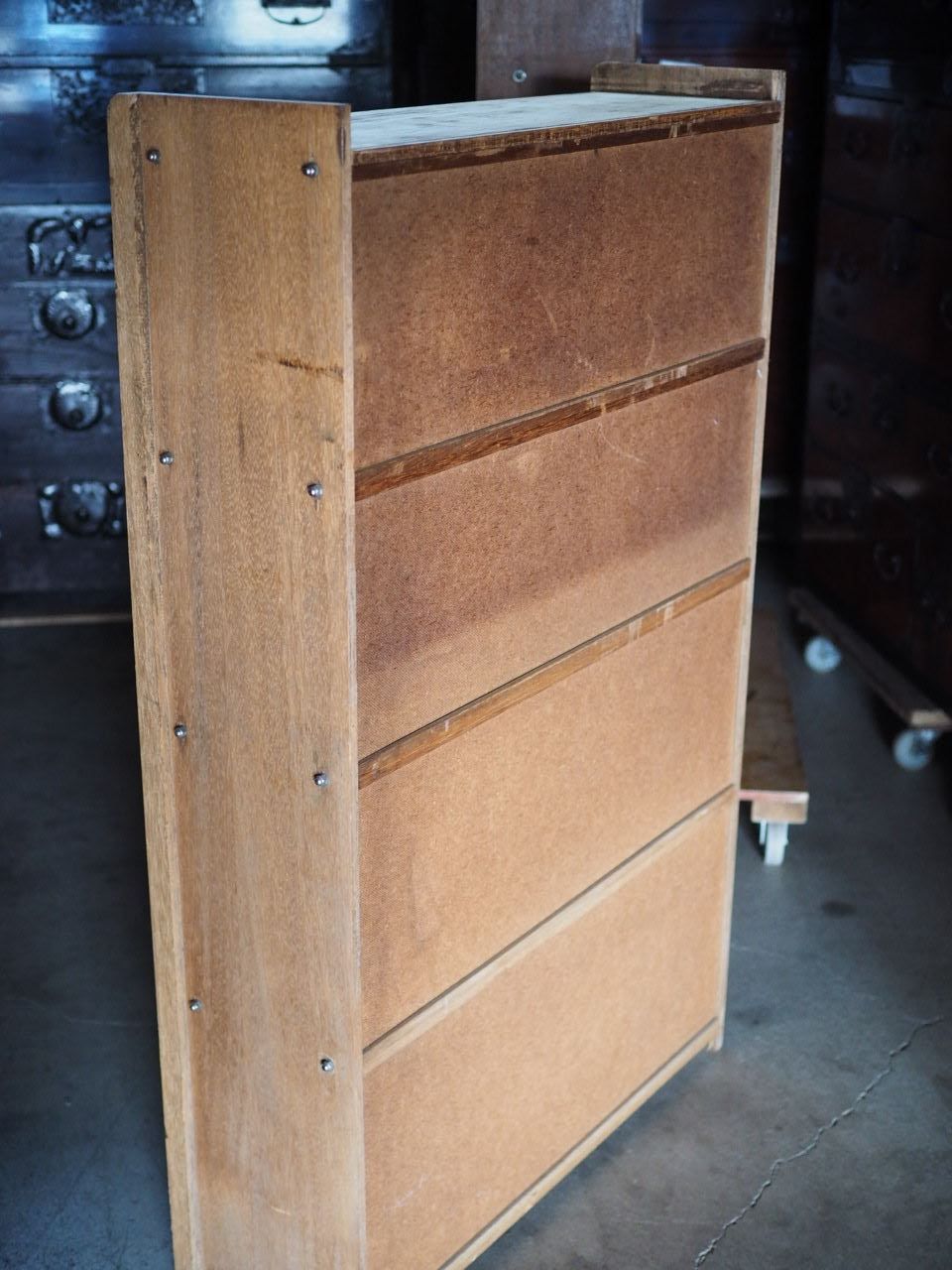 昭和レトロな無塗装背板付きラワン本棚 昭和中期 古録展 送料無料 中古