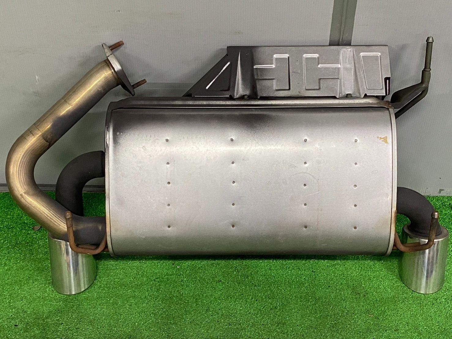 即決品 ニッサン Z33 フェアレディZ 純正 マフラー リアピース 車検 純正戻し 交換 修理 ノーマル