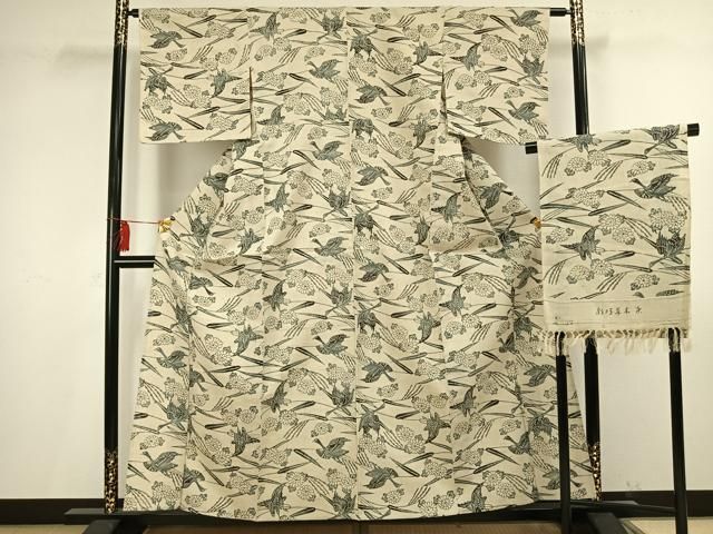平和屋着物▽上質な紬 単衣 型染め 草木染 花鳥文 反端付き 正絹