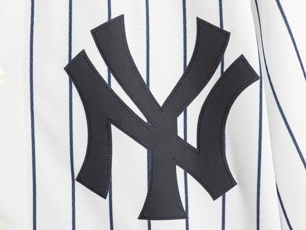 NIKE - ヤンキース ベースボール シャツ メンズ S / MLB オフィシャル ナイキ スウッシュ 大リーグ ユニフォーム ゲームシャツ 半袖シャツ 重ね着 NIKE - ヤンキース ベースボール シャツ メンズ M / MLB