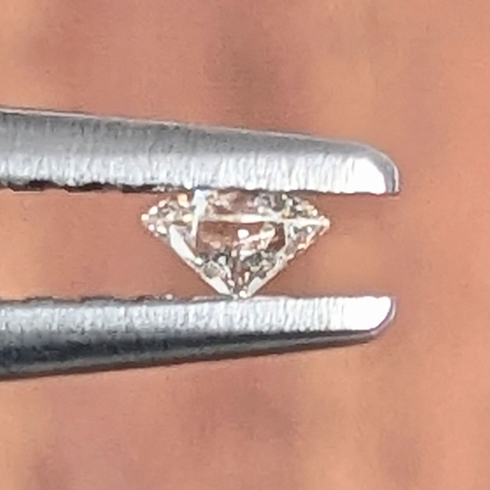 ダイヤルース 0.080ct