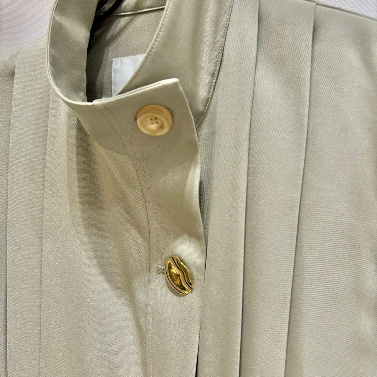 ジョルジオ アルマーニ センシ ホワイト ノーツ オー フレッシュ