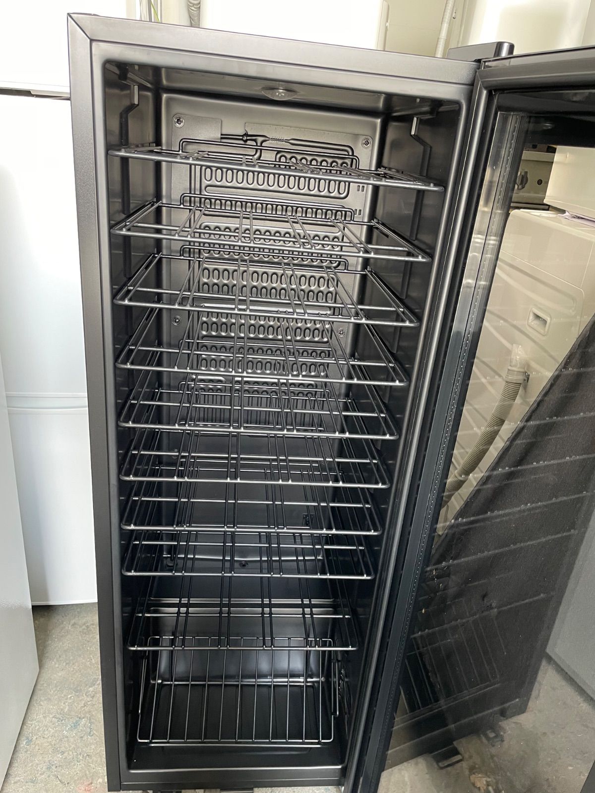 9r8 フォルスタージャパンFJN-100G(BK) ワインセラー 2016年製 forster