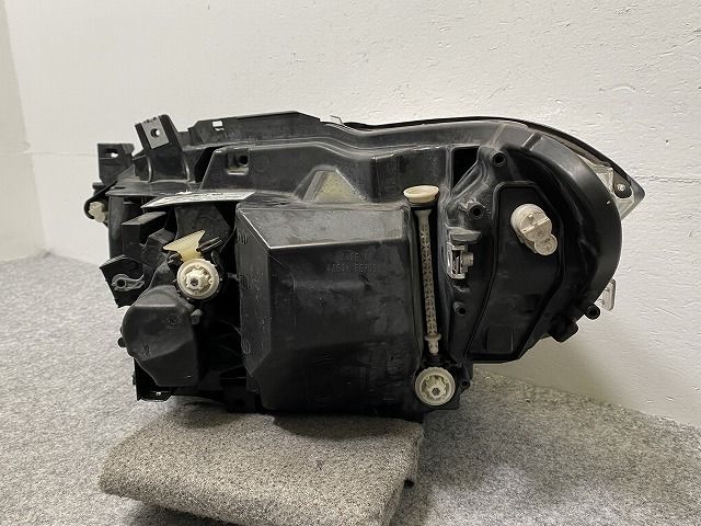 1シリーズ F20 純正 後期 右 ヘッドライト/ランプ LED HELLA 7453522-02 BMW(141035) - メルカリ