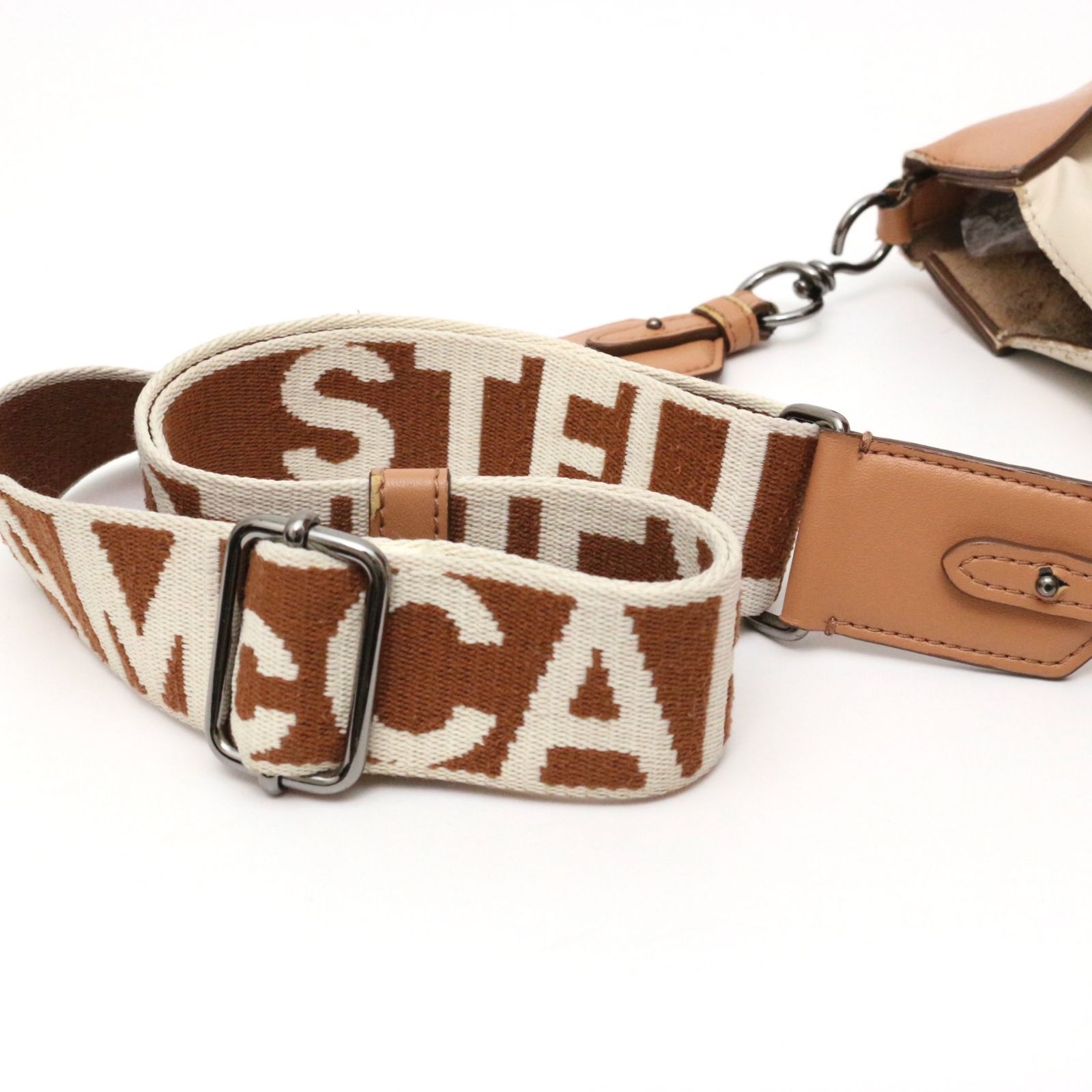 ステラ マッカートニー ショルダーバッグ クロスボディバッグ バイカラー ステラ マッカートニー“馬の背中”のようなバッグ「ステラ