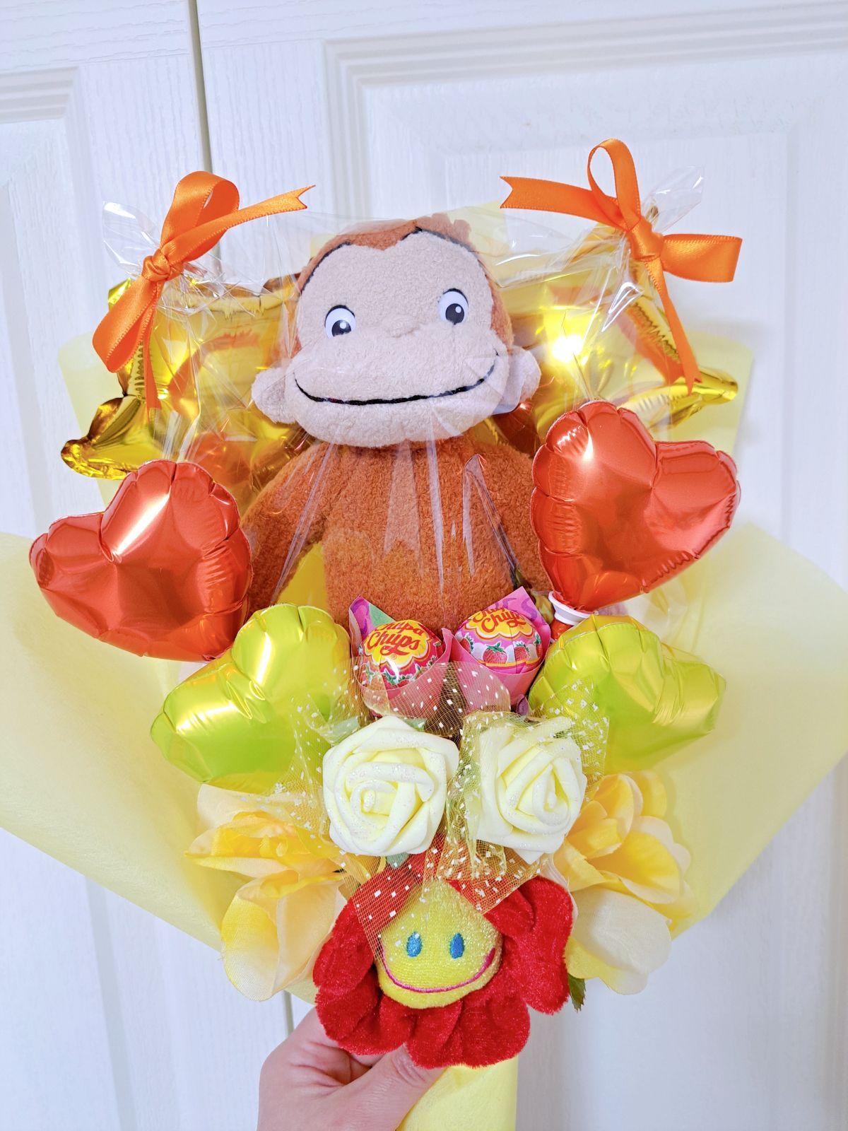 おさるのジョージ ぬいぐるみバルーンブーケ 誕生日ギフト - メルカリ