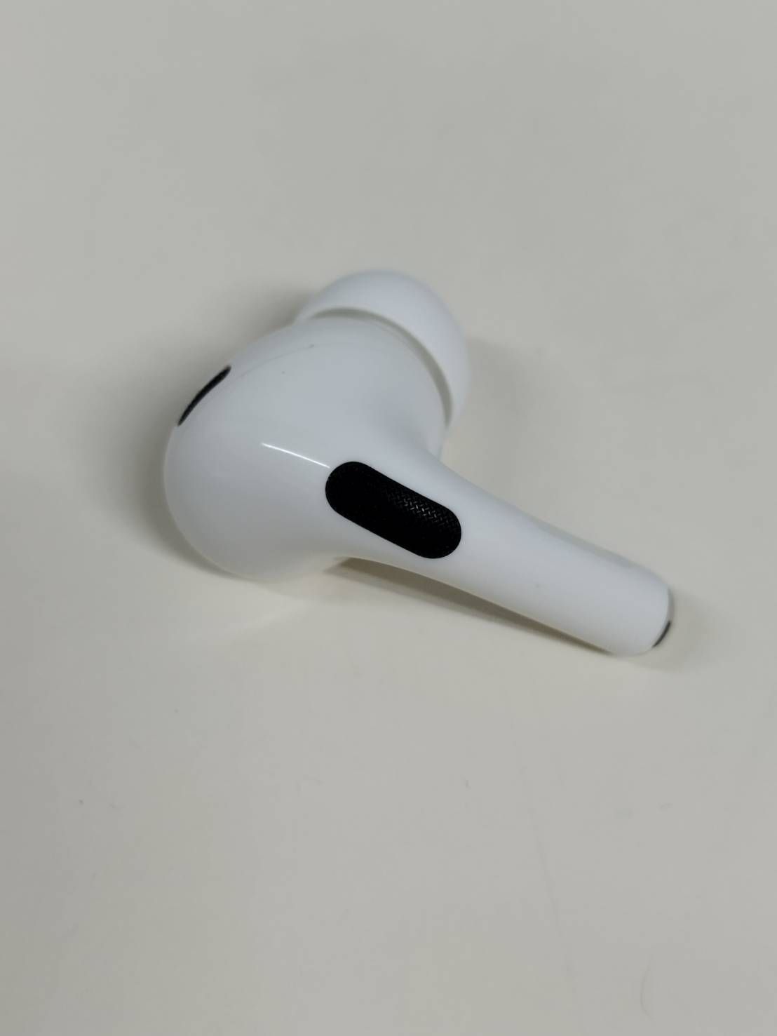 AirPodspro2 A3047 右耳のみ販売 Apple AirPods Pro 第2世代 右耳 A3047 Type-C - メルカリ