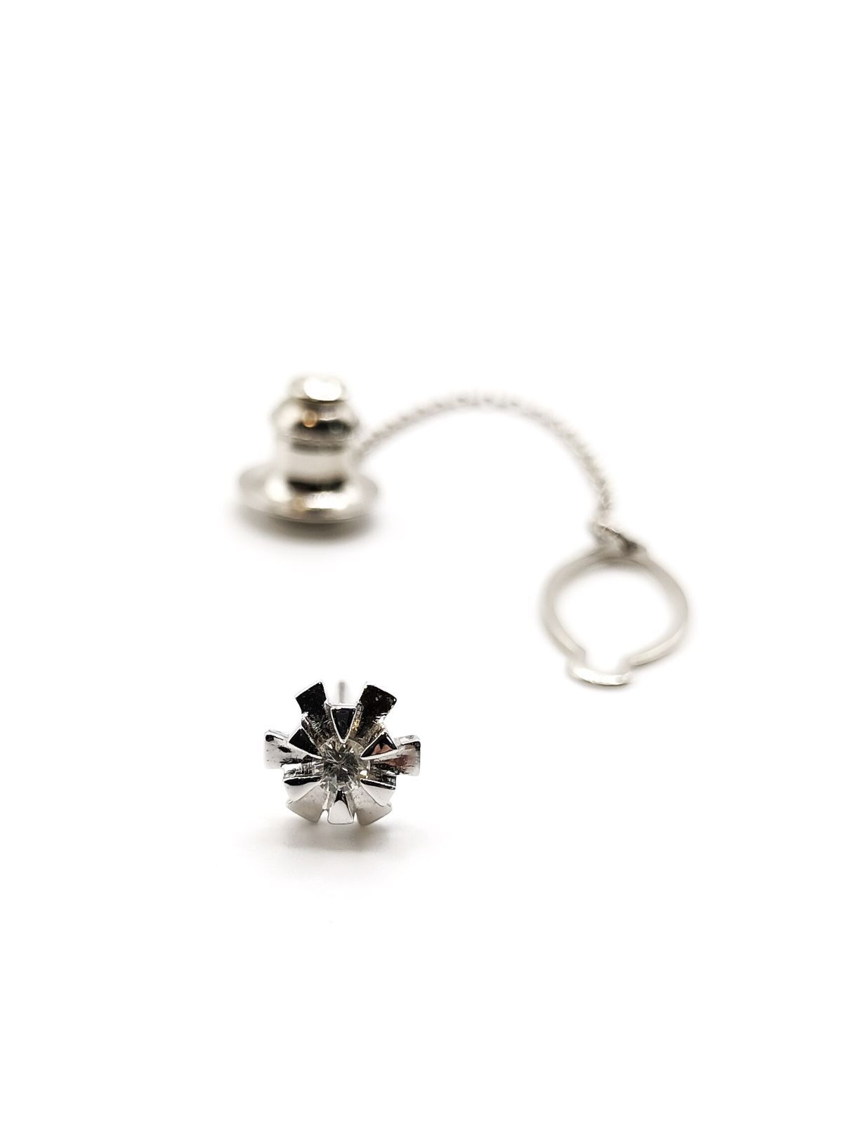 ダイヤモンド(0.07ct）使用】ピンブローチ・14金ホワイト