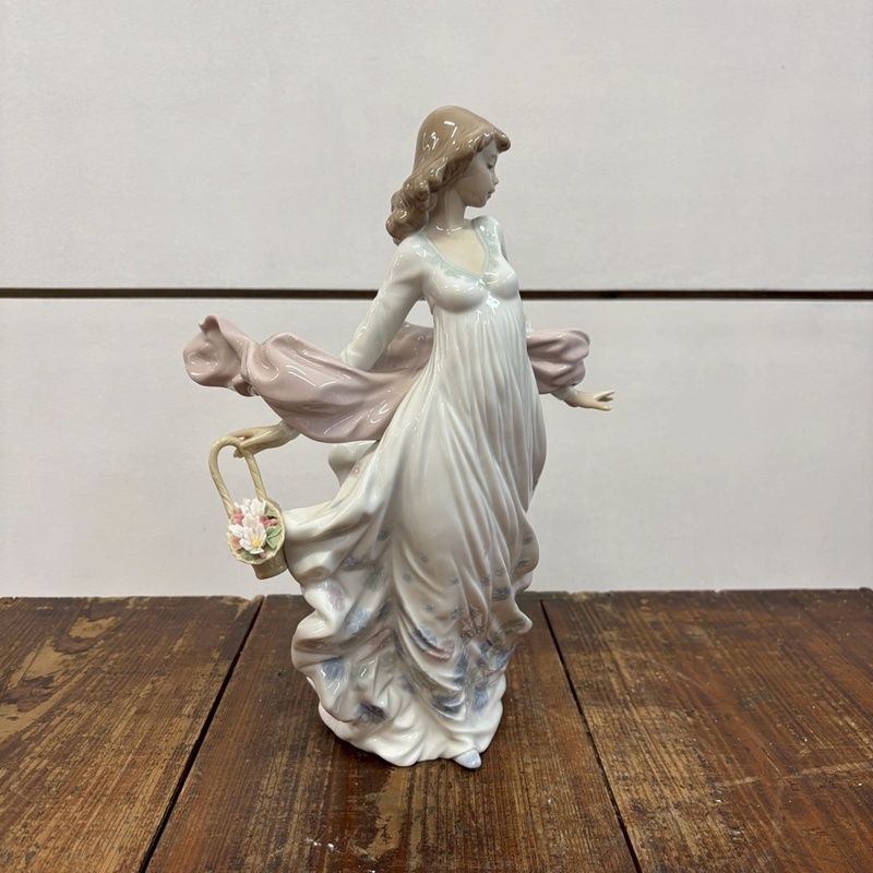 リヤドロ　春の花かご LLADRO リヤドロ 春の花かご 花かご花籠