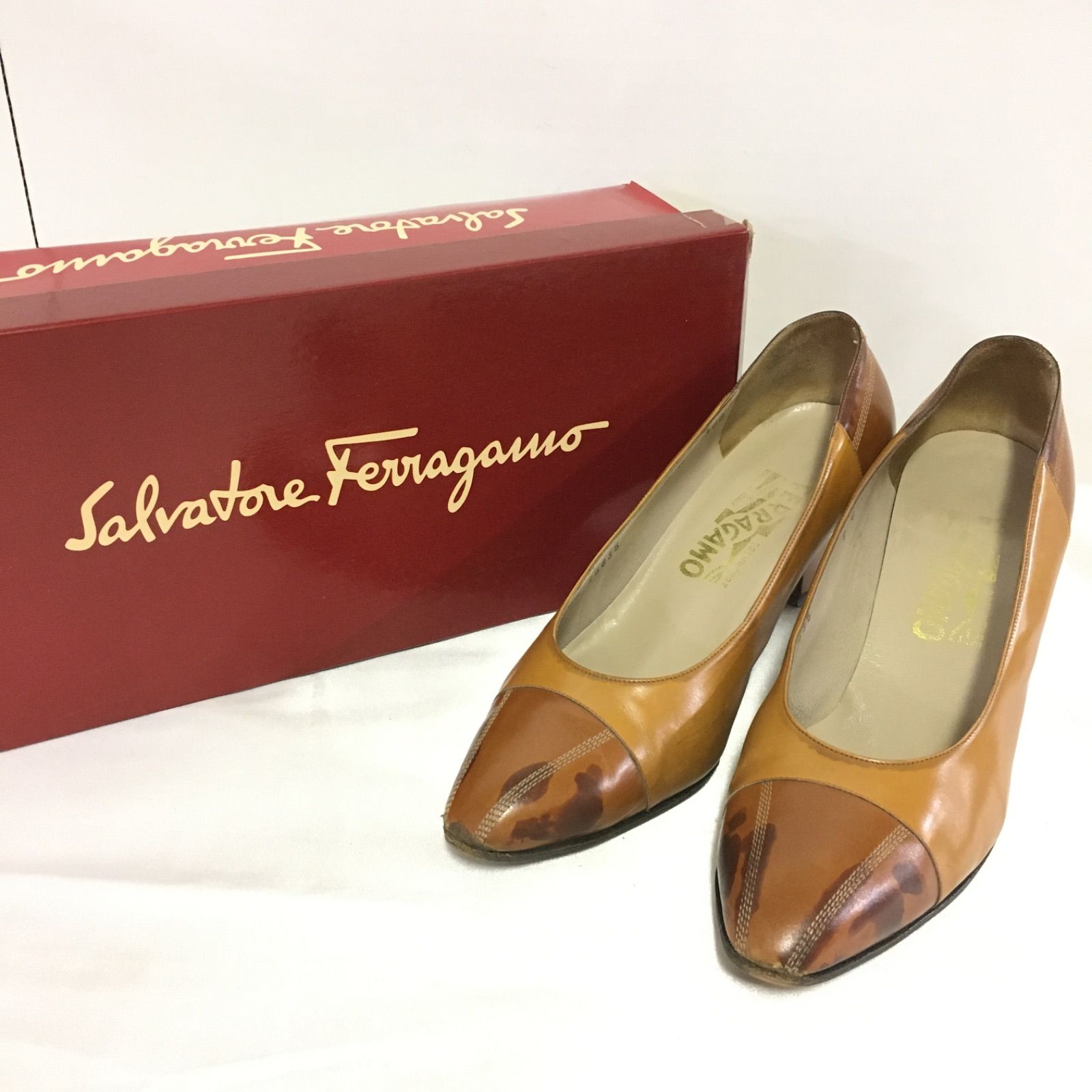 Salvatore Ferragamo パンプス　ブラウン　7C