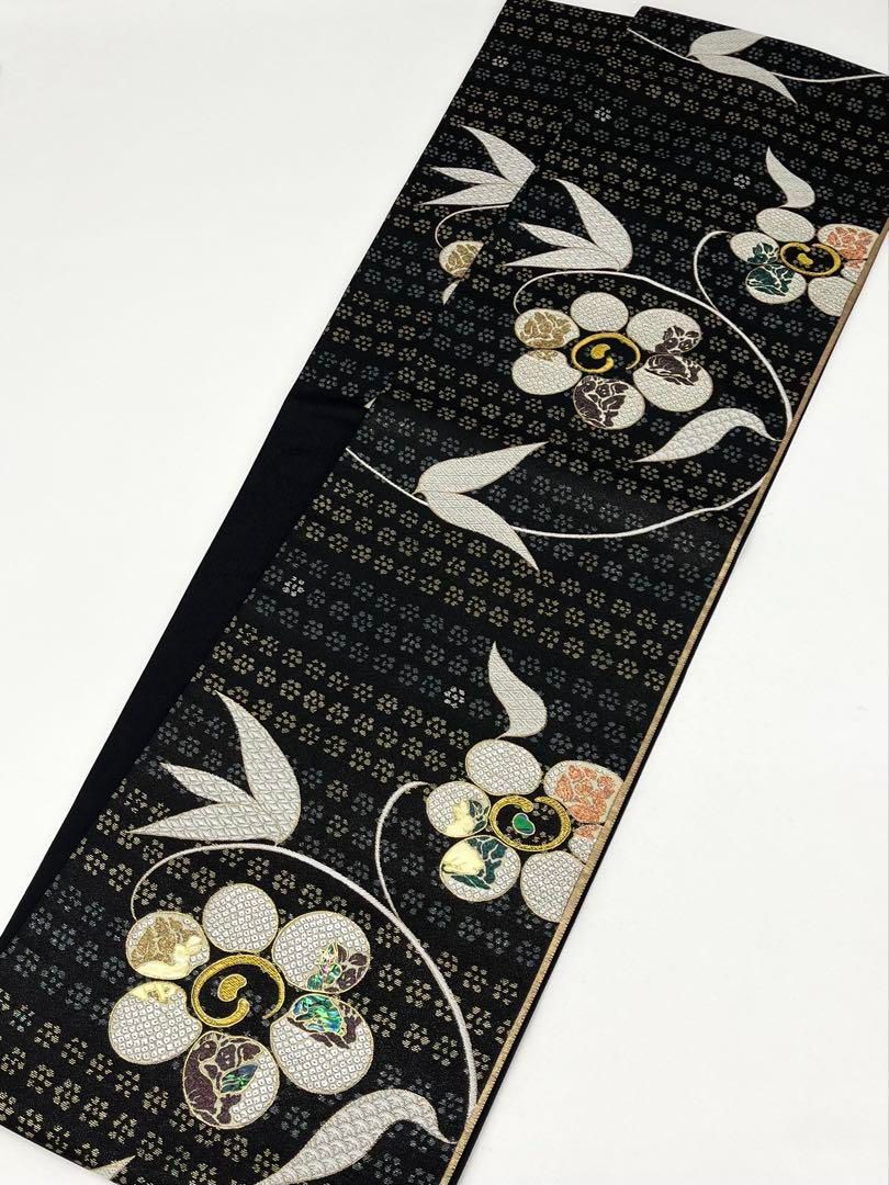 専用帯3989 ●高級 正絹 六通 袋帯 兎 番傘 袋帯 美品 逸品 華文 花うさぎ 刺繍 金糸 黒 六通 正絹 【中古】
