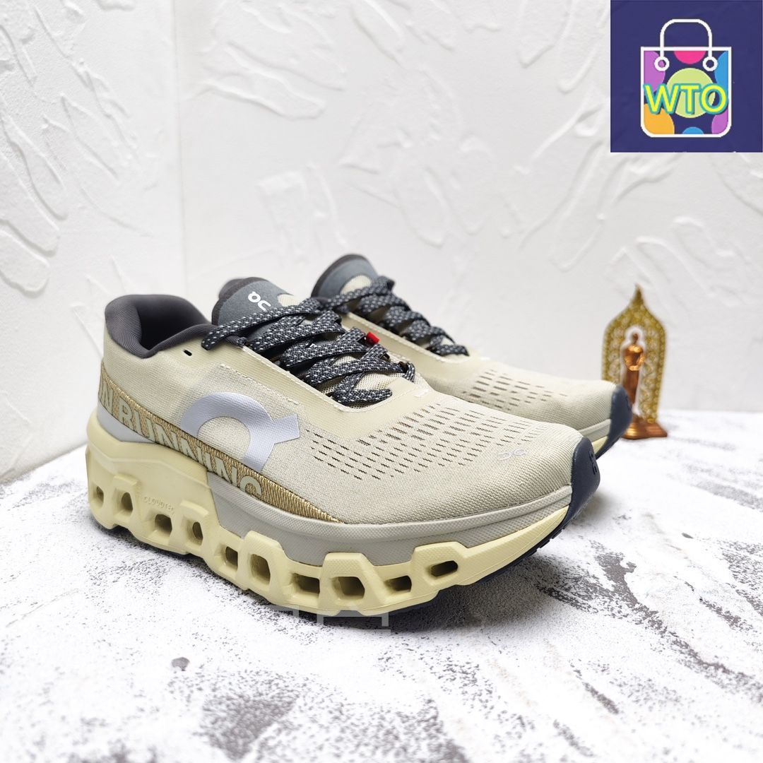 On Cloudmonster2 クラウドモンスター 第二世代 ジョギング