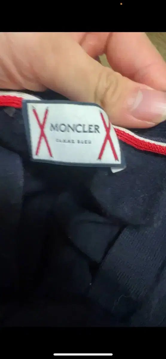 MONCLER(モンクレール) ガンマブルー カーディガン s