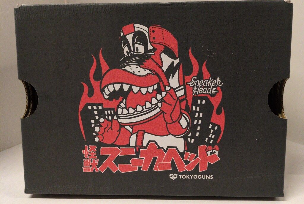 TOKYOGUNS 怪獣スニーカーヘッド シカゴカラー ショップ 02 TOKYOGUNS