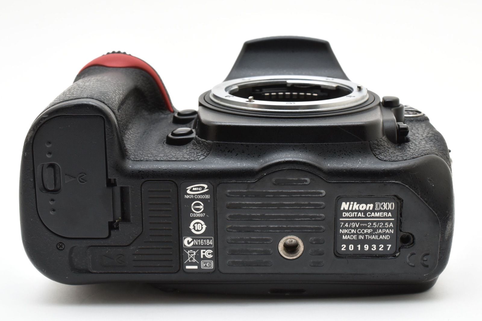 ☆大特価品☆ Nikon ニコン D300 ボディ デジタル一眼レフカメラ