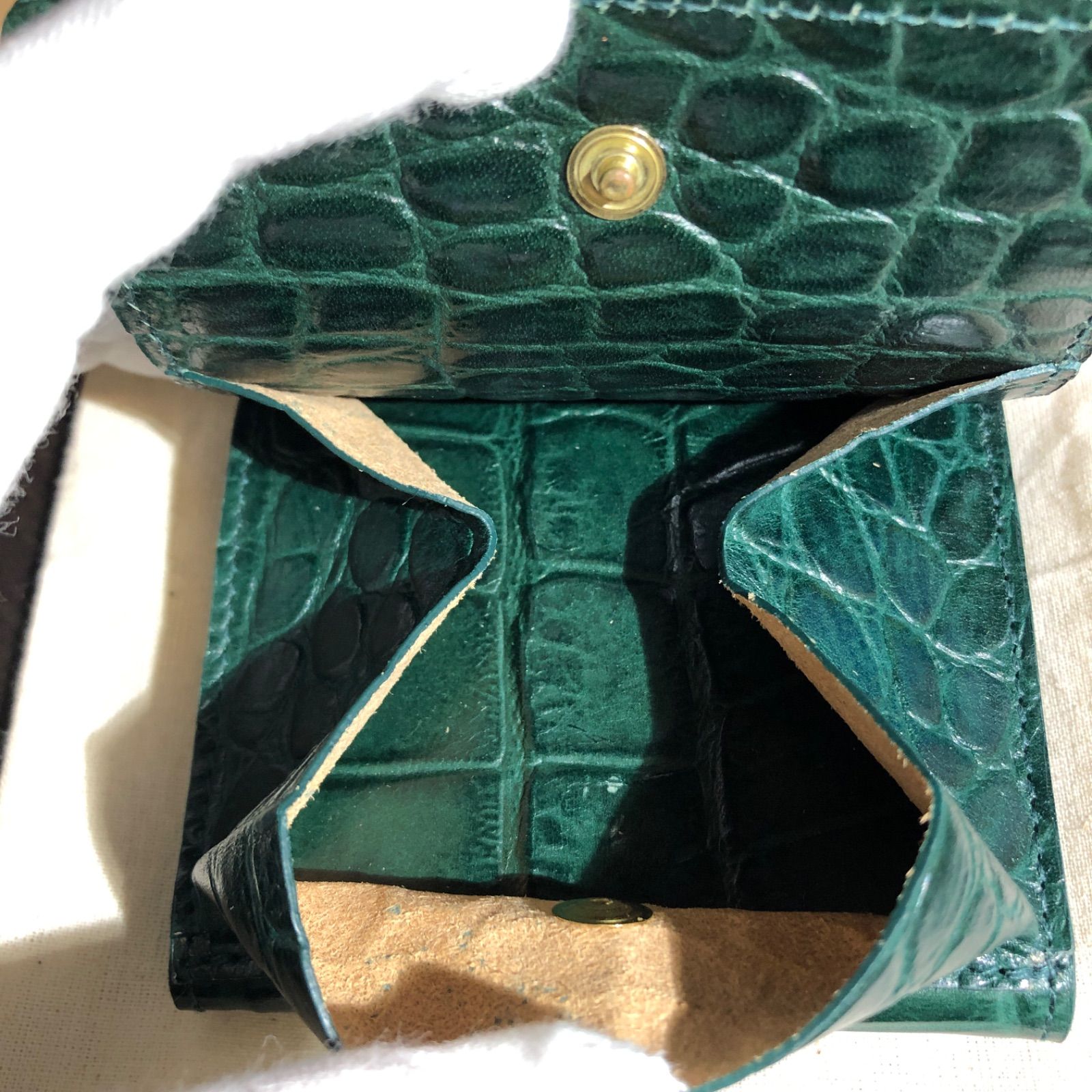 【新品未使用】イルビゾンテ 二つ折り 財布 深緑 ダークグリーン