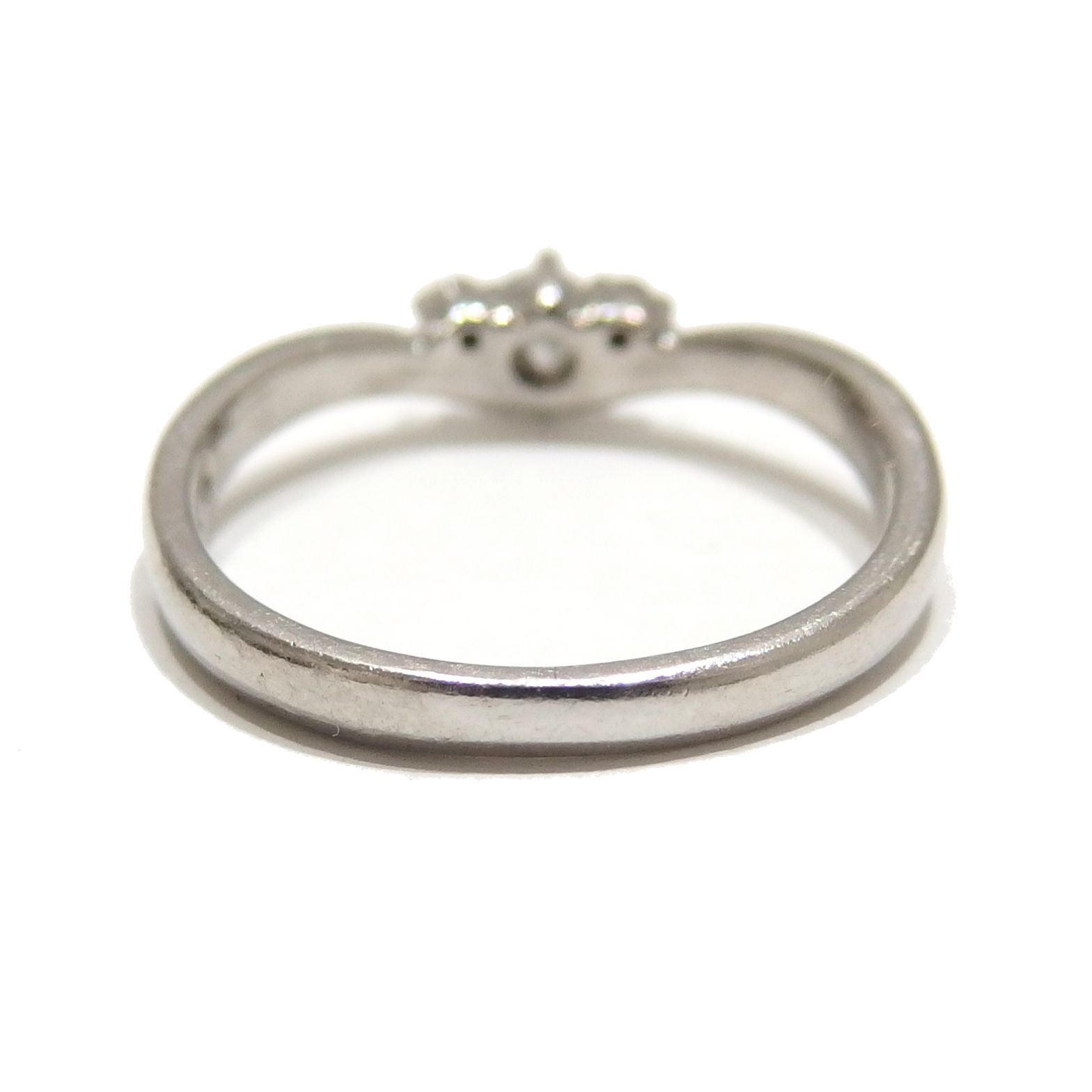 ☆ESTELLE プラチナ Pt900 ダイヤモンド 0.12ct デザイン リング 8号 