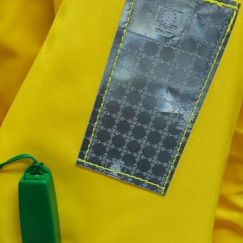 新品 桜マーク笛付 認定ライフジャケット オーシャン C-II型