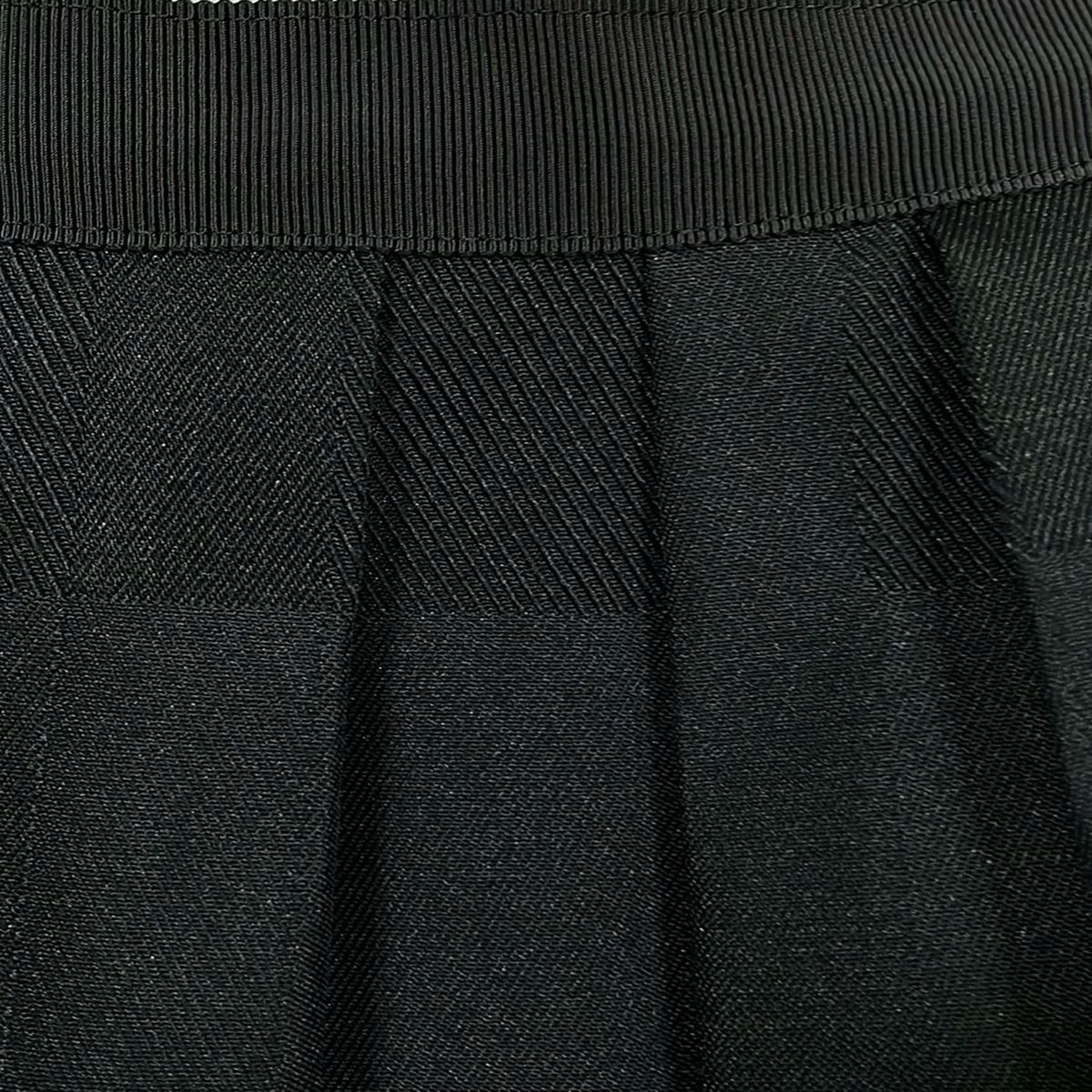 LABEL CRESTBRIDGE