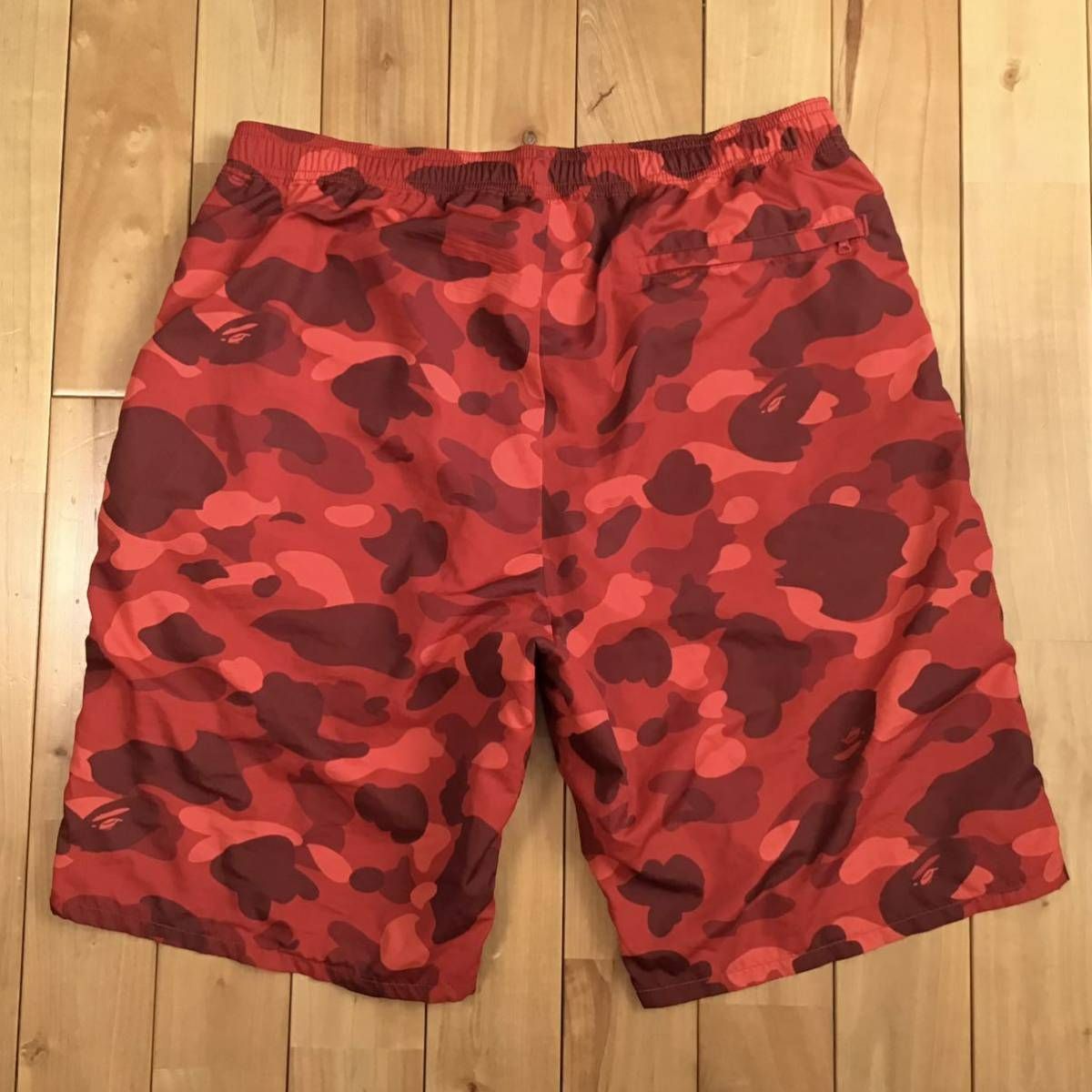 ★2XL★ Red camo shark beach shorts a bathing ape BAPE シャーク ハーフパンツ ショーツ エイプ  ベイプ アベイシングエイプ 迷彩 XXL