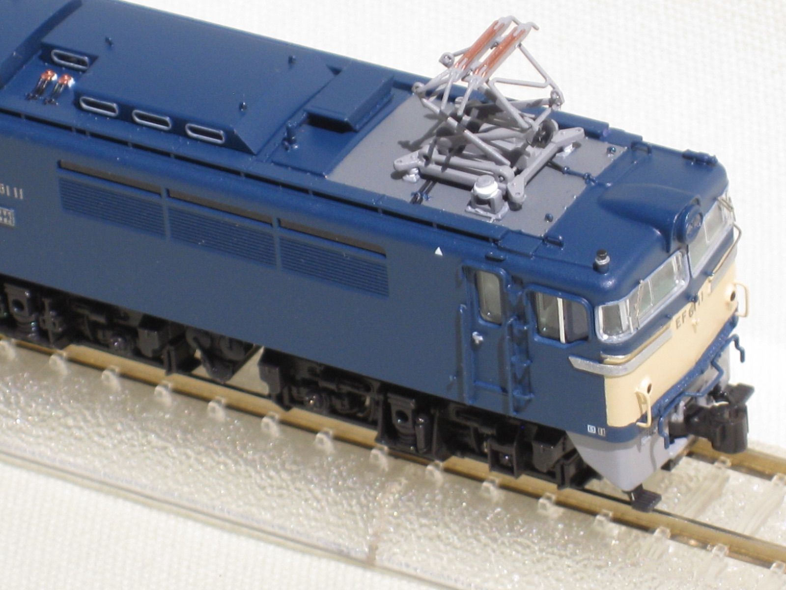 EF61-11 オリジナル特製品 EF61 11シールドビーム、PS22パンタ